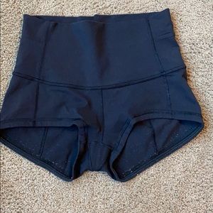 Lululemon Shorts size 6